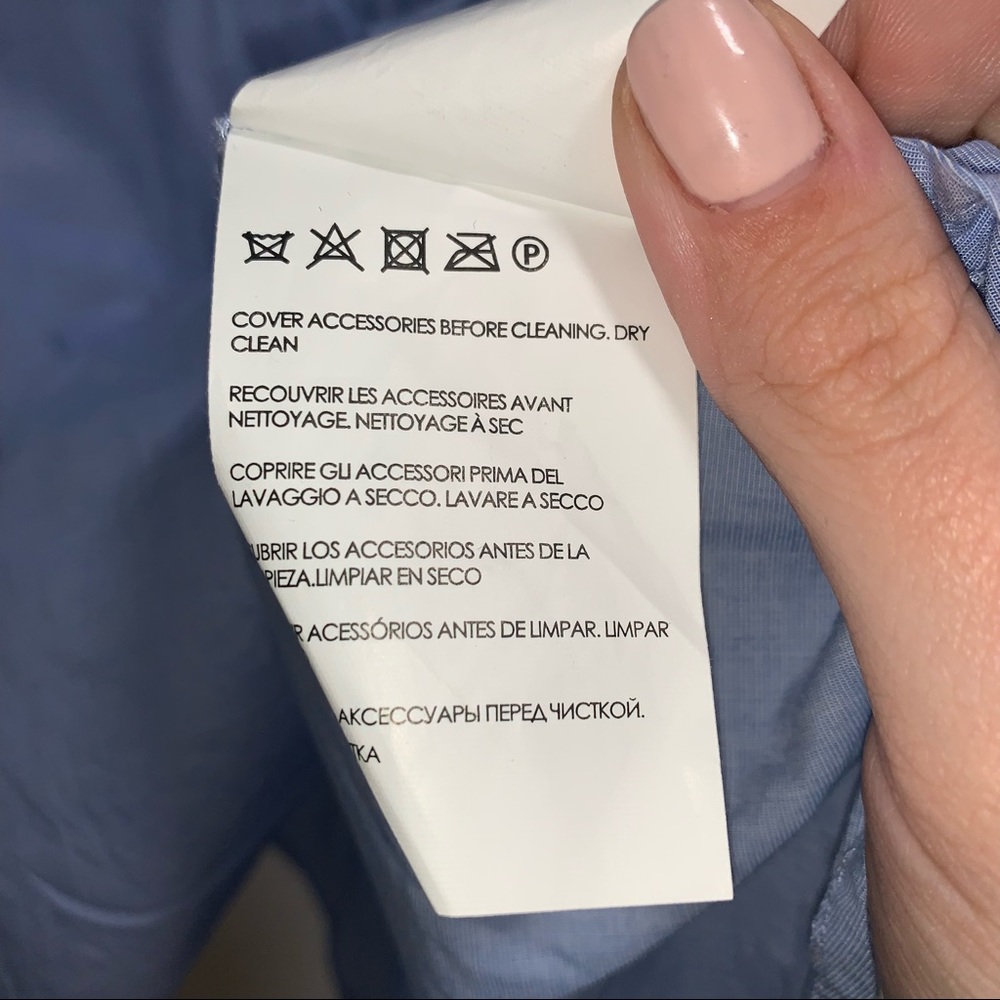 Club Monaco Blue 100% Cotton Nechar Asymmetrical Button Up With Ruffled Hem - Picture 8 of 8